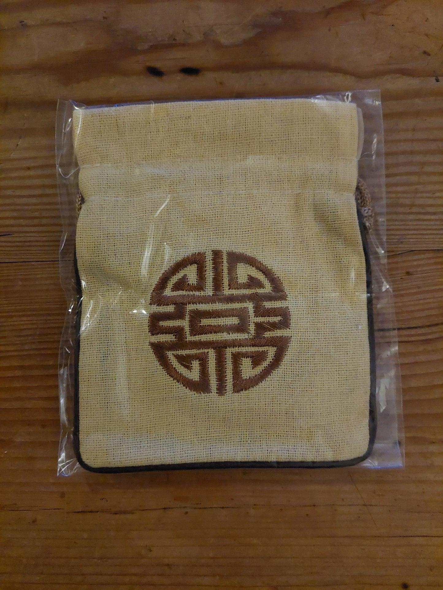 Cotton pouch with Shou symbol