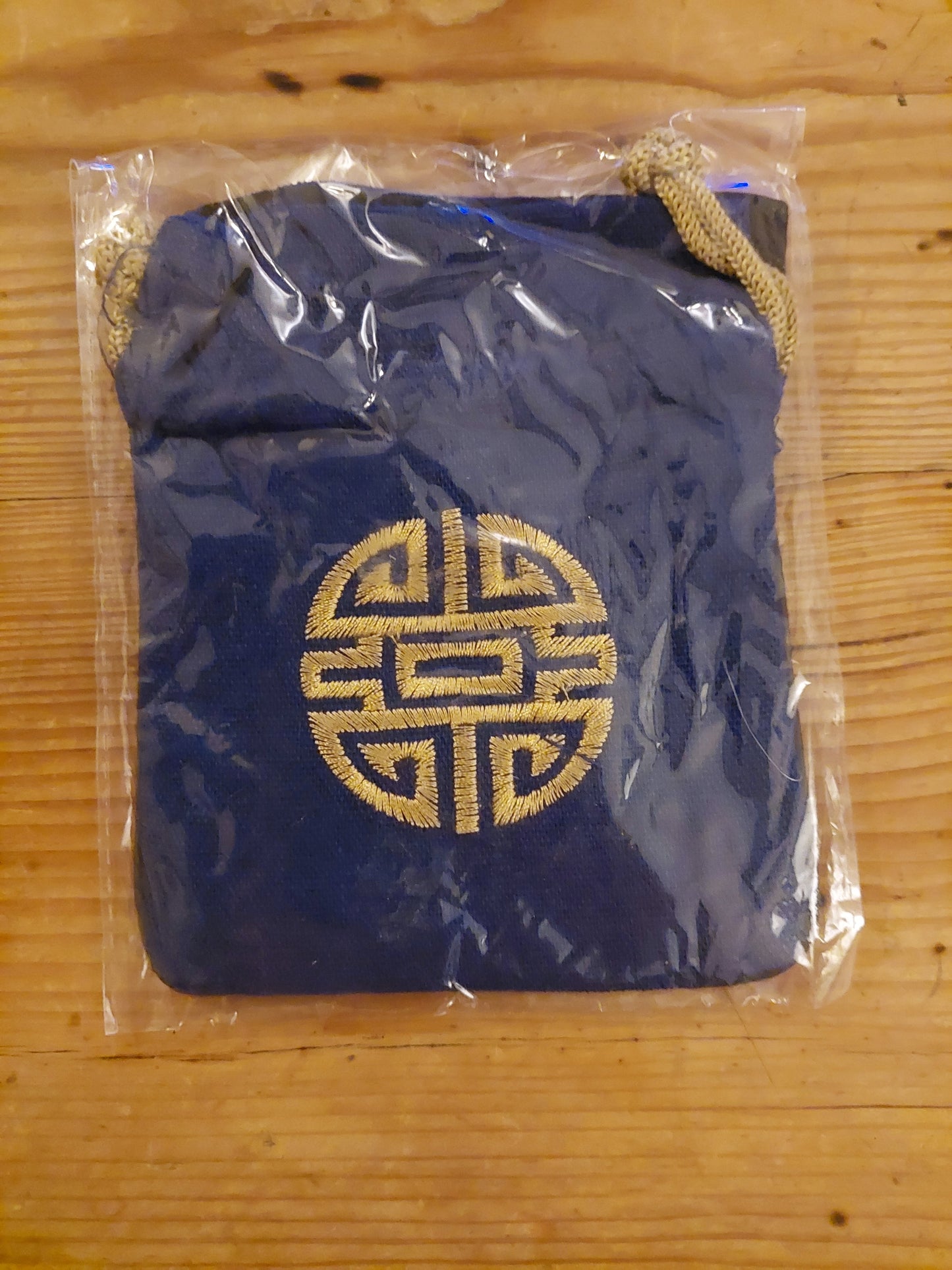 Cotton pouch with Shou symbol