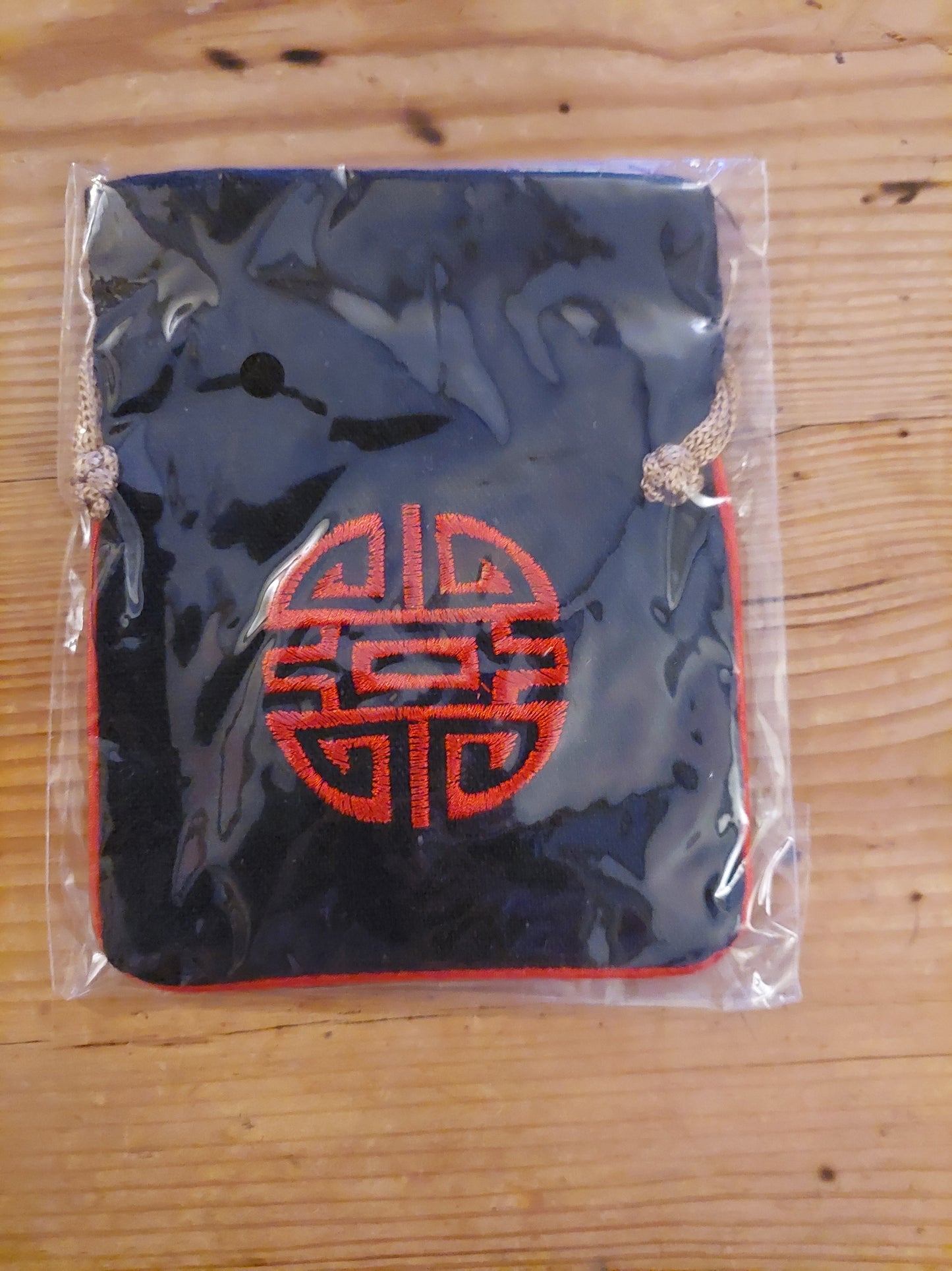 Cotton pouch with Shou symbol