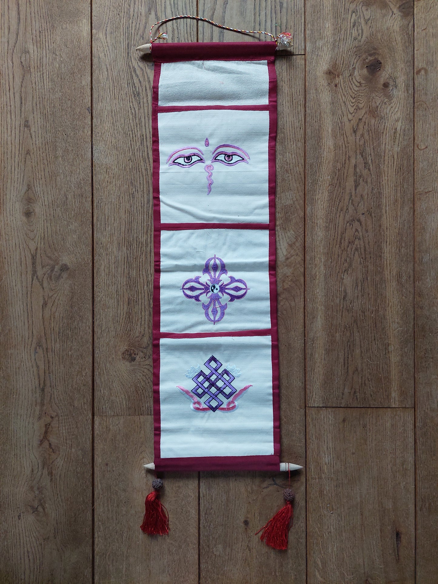Nepalese wall hanger organizer