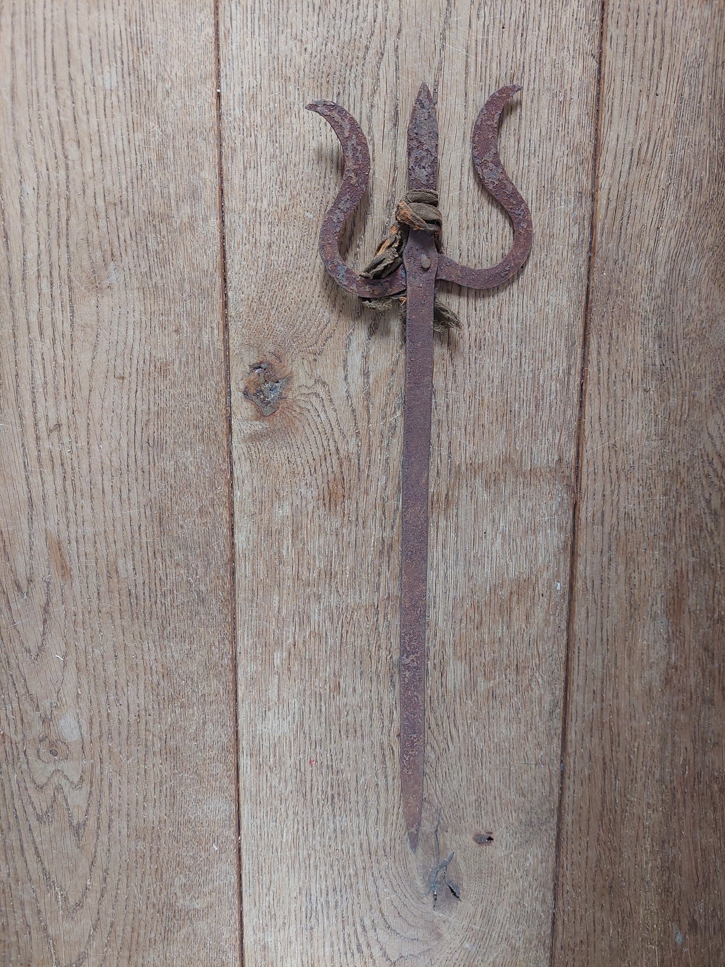 Old Nepalese iron trident 40 cm