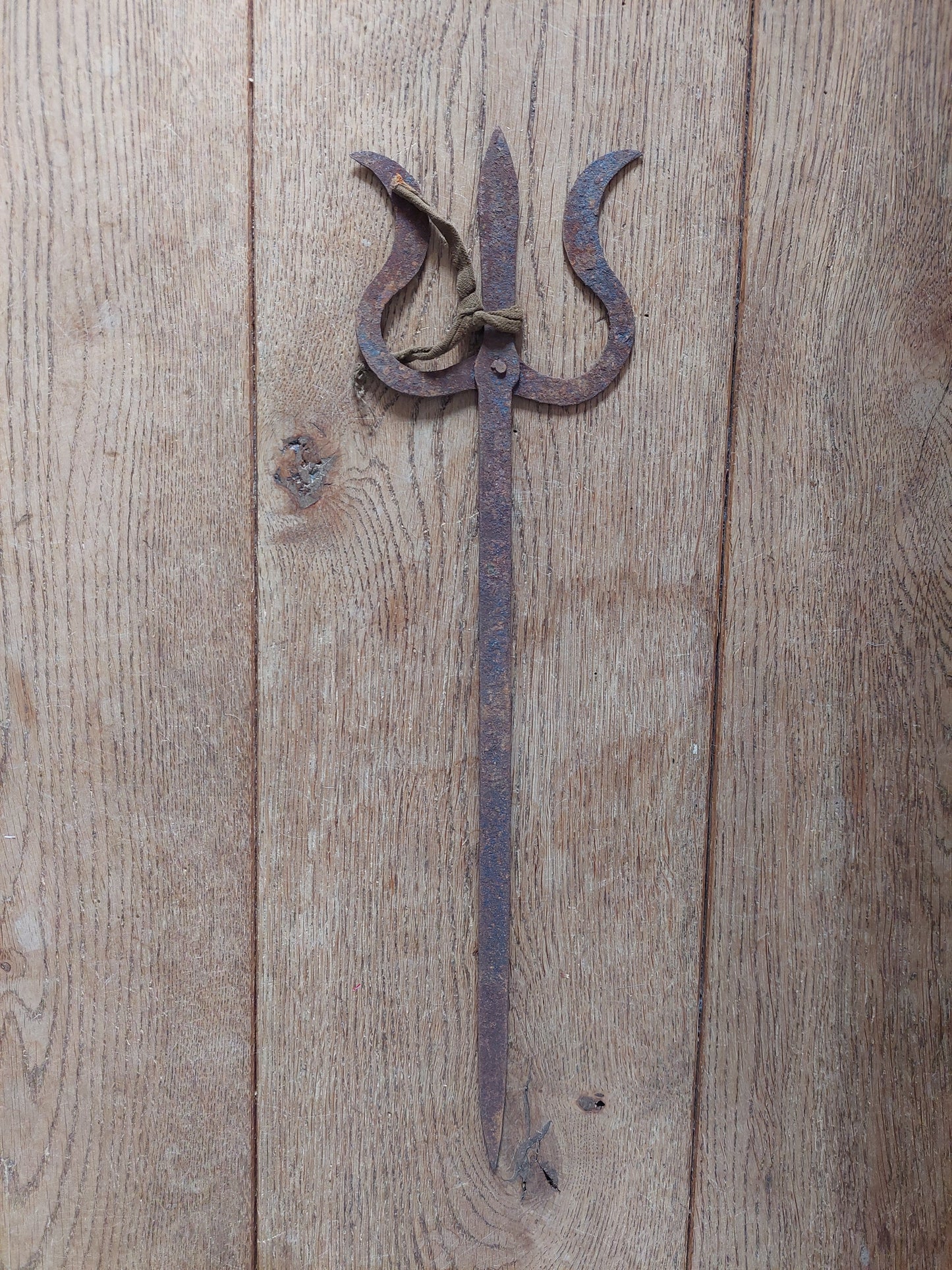 Old Nepalese iron trident 41 cm