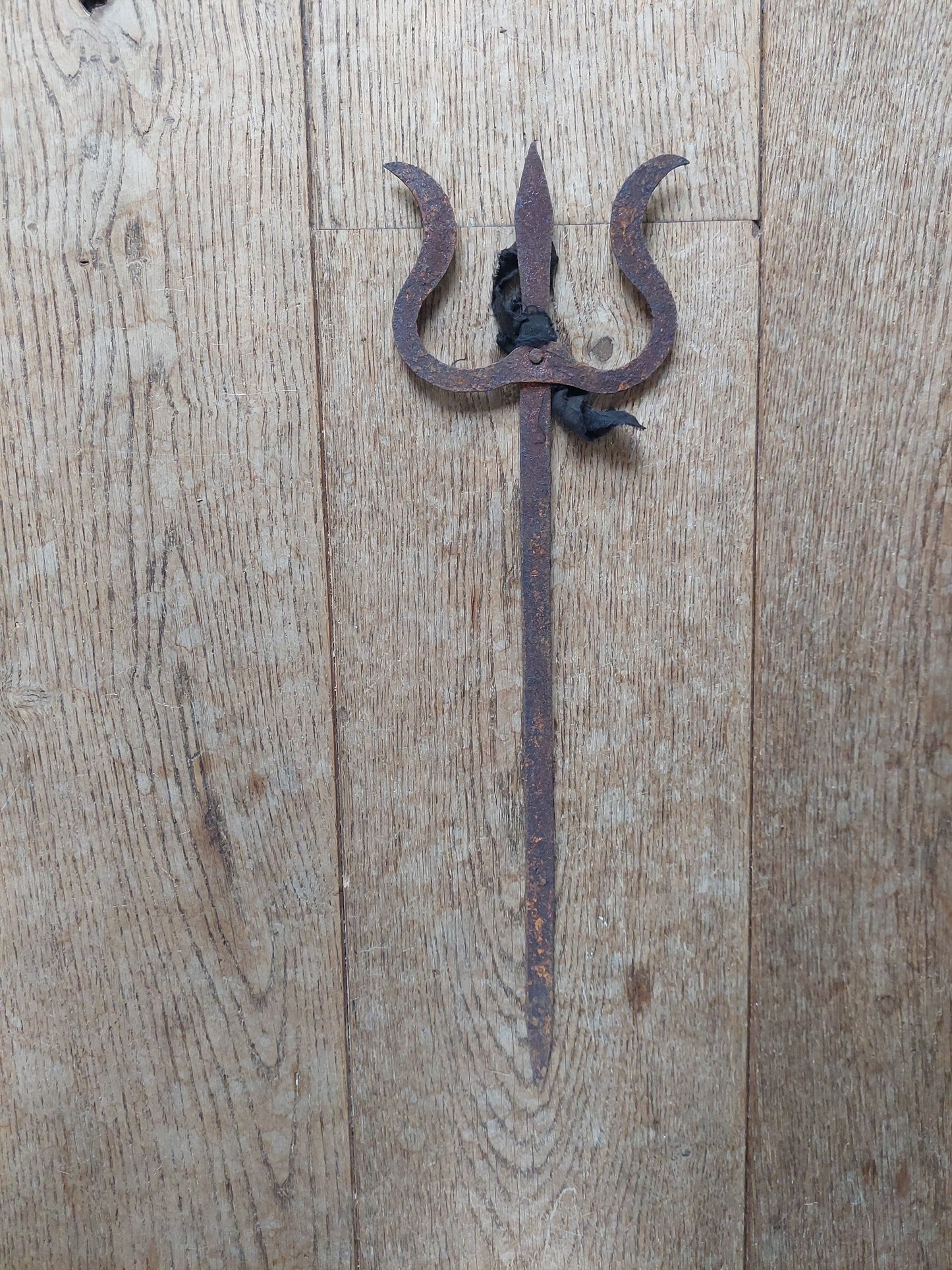 Old Nepalese iron trident 40 cm