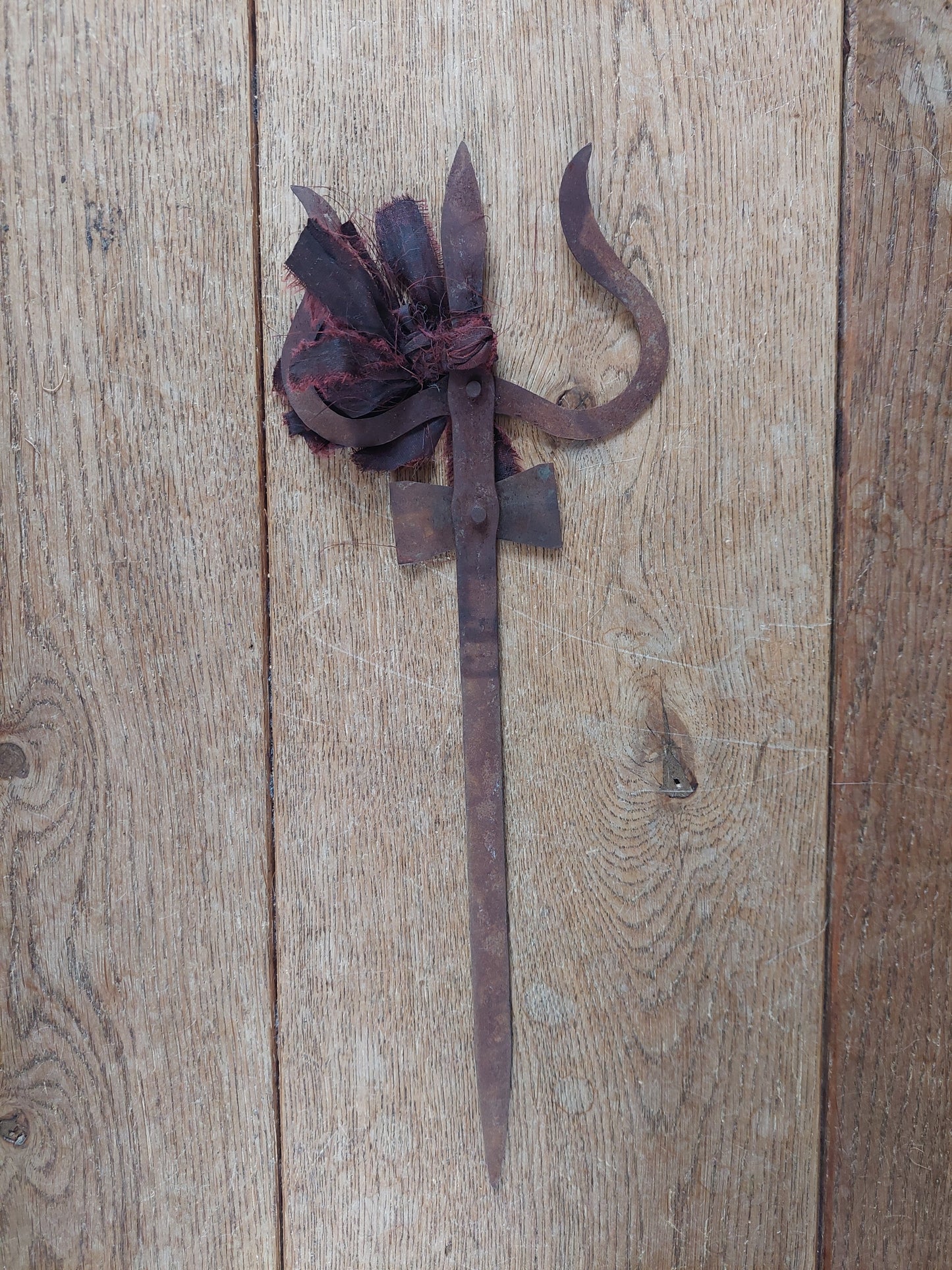 Old Nepalese iron trident 33 cm
