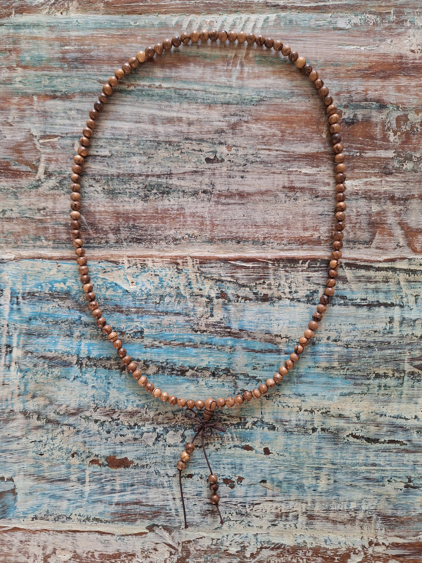 Agarwood mala