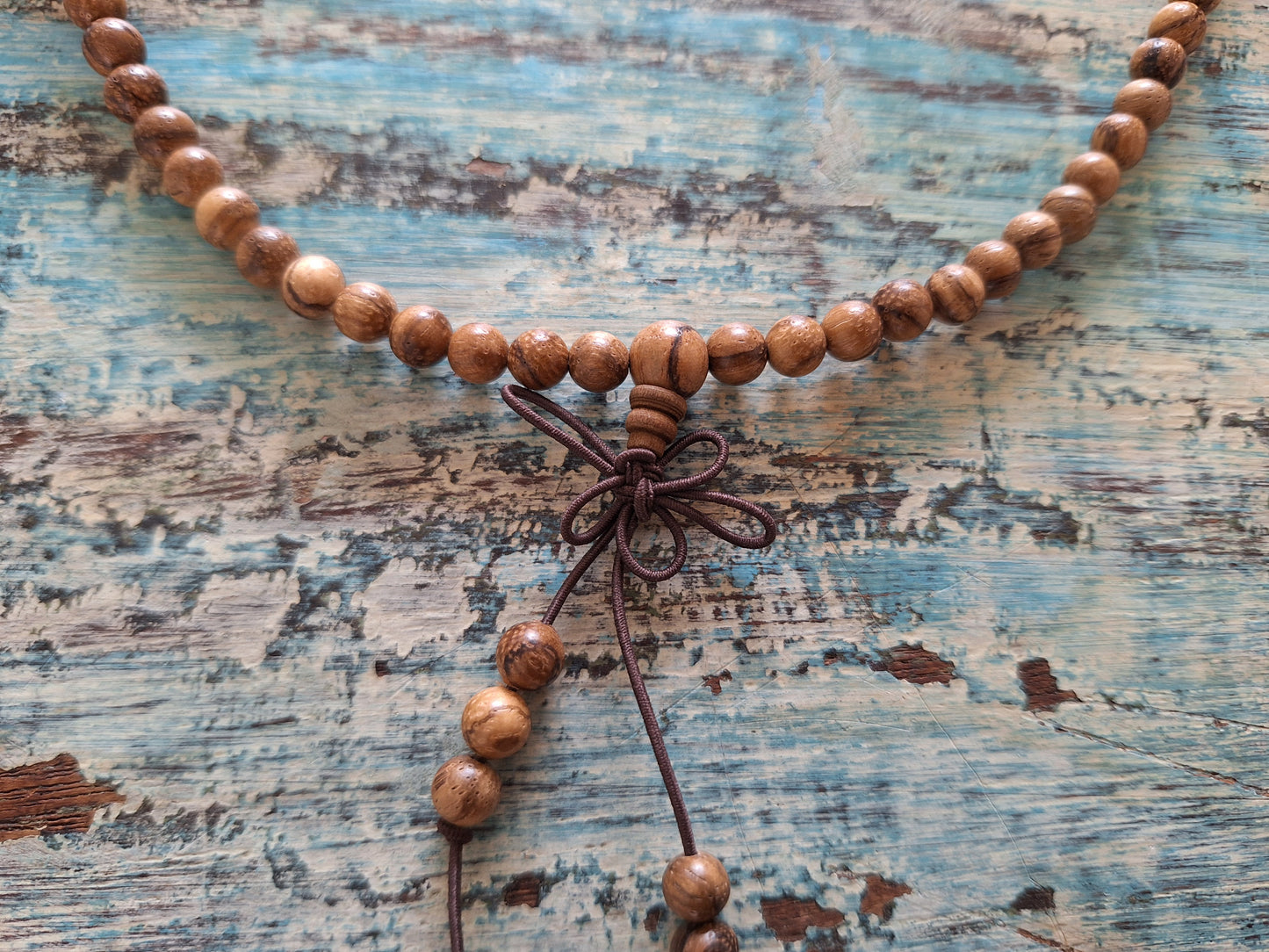 Agarwood mala