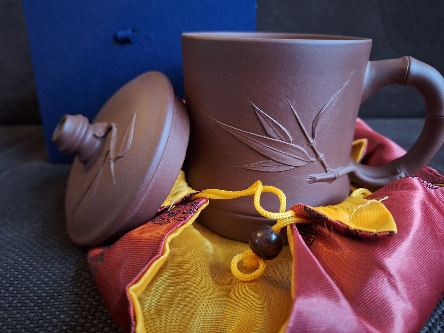 Yixing clay tea mug