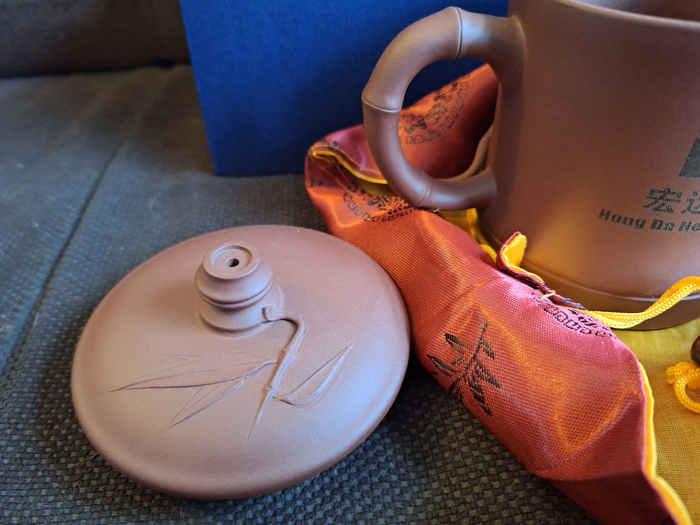 Yixing clay tea mug