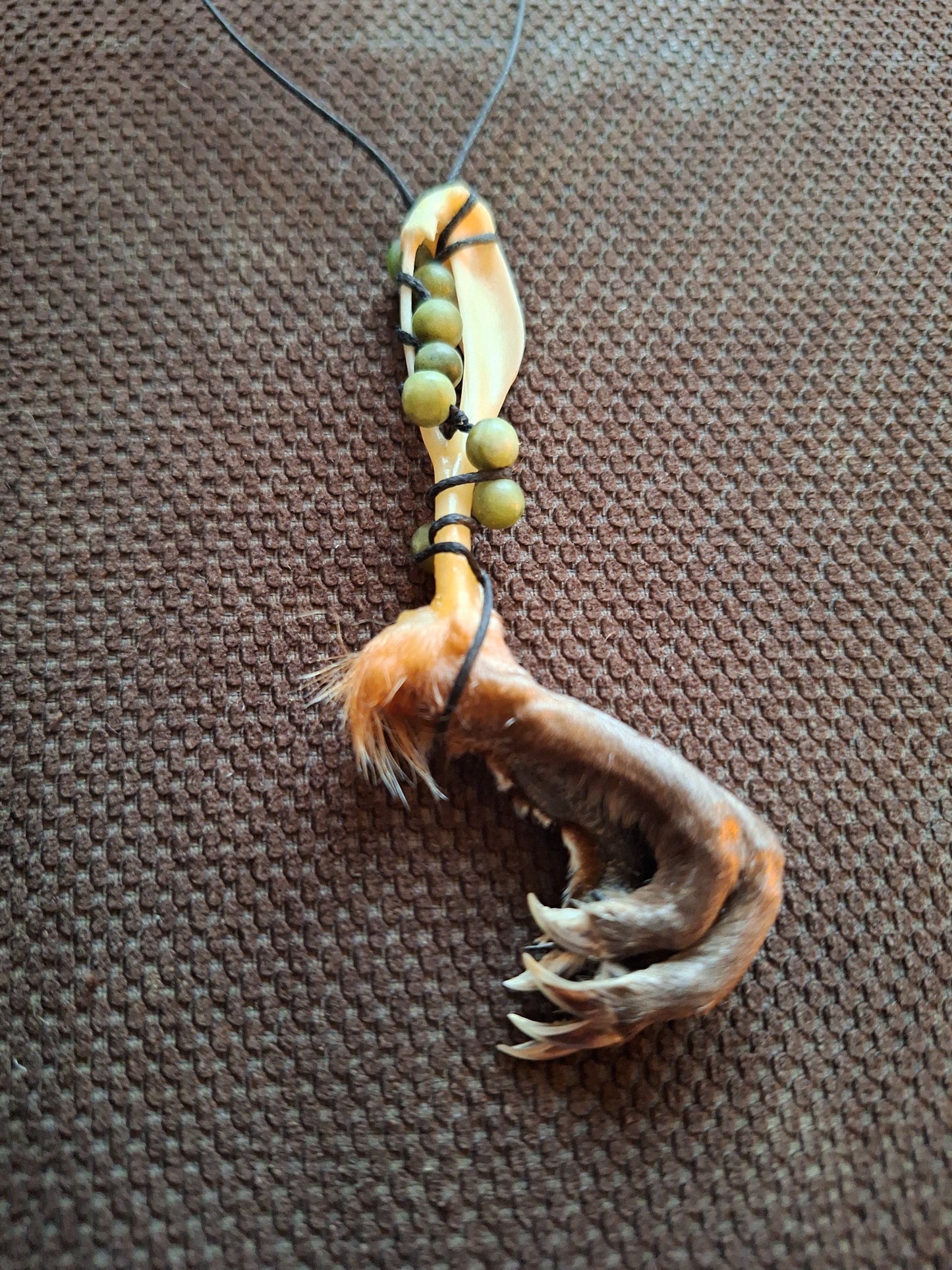 Musk rat paw and jade amulet necklace