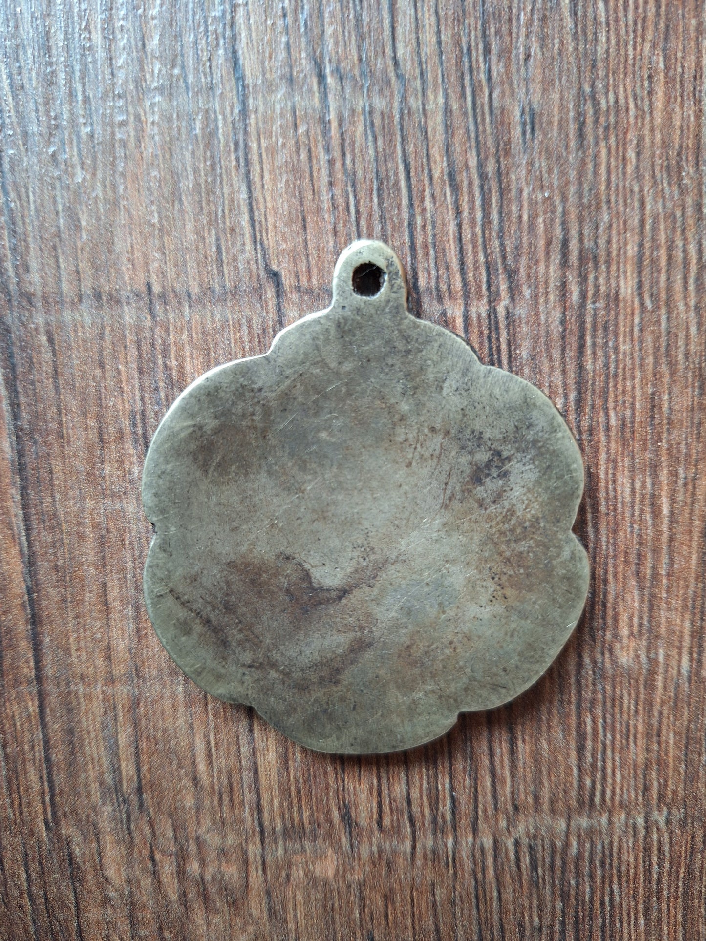 Vintage Nepalese melong Om Mani Padme Hum 50 millimeters