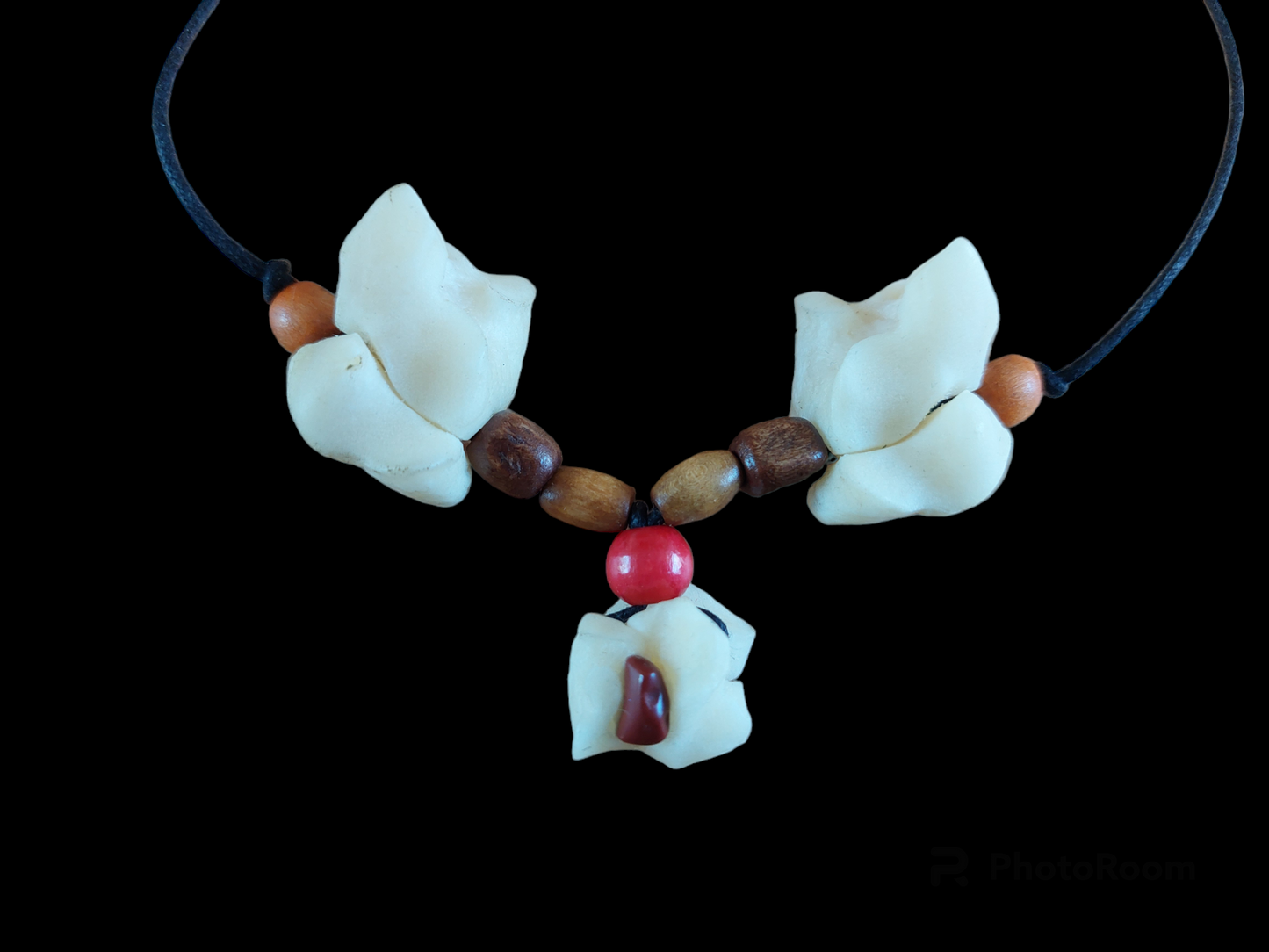 Wild boar ankle joint amulet necklace