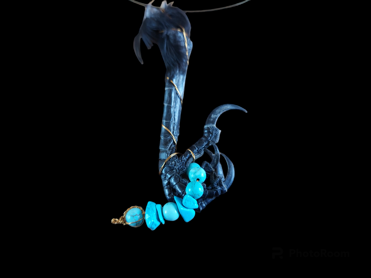 Crow claw and turquoise beads amulet necklace
