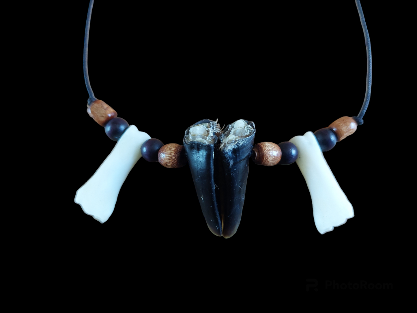 Roe deer foot bones and hooves amulet necklace #1