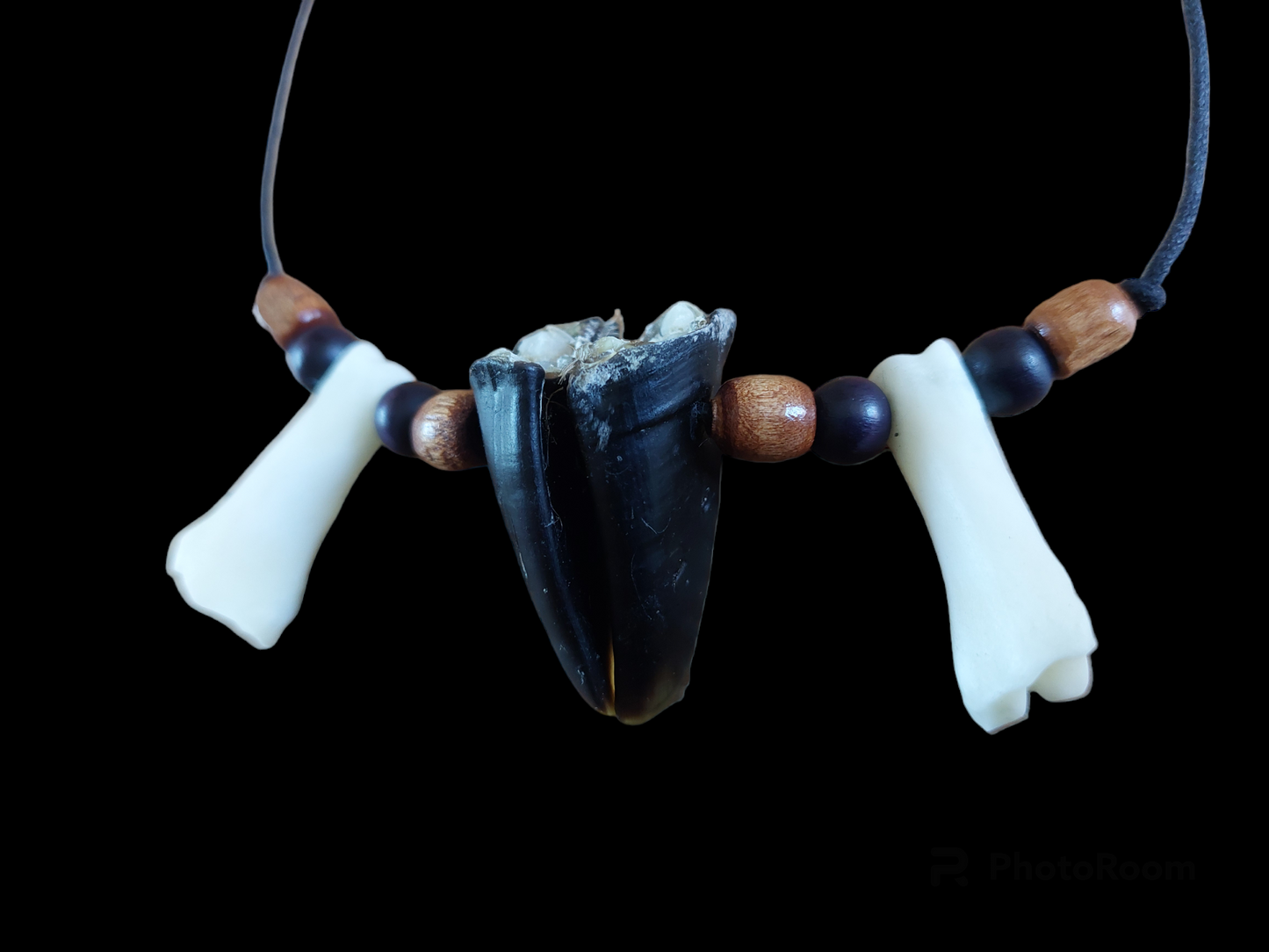 Roe deer foot bones and hooves amulet necklace #1