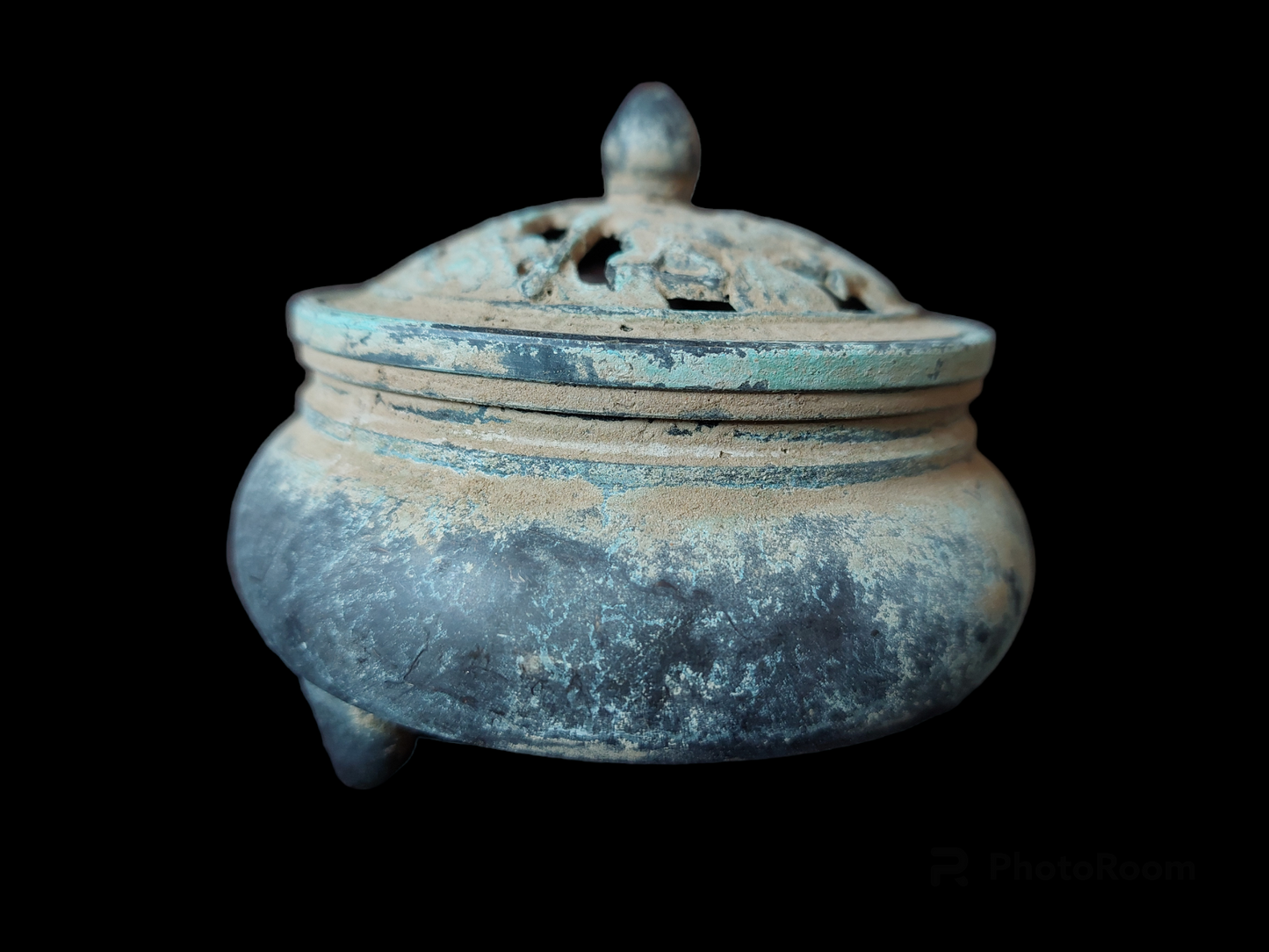 Antique bronze incense burner with lid
