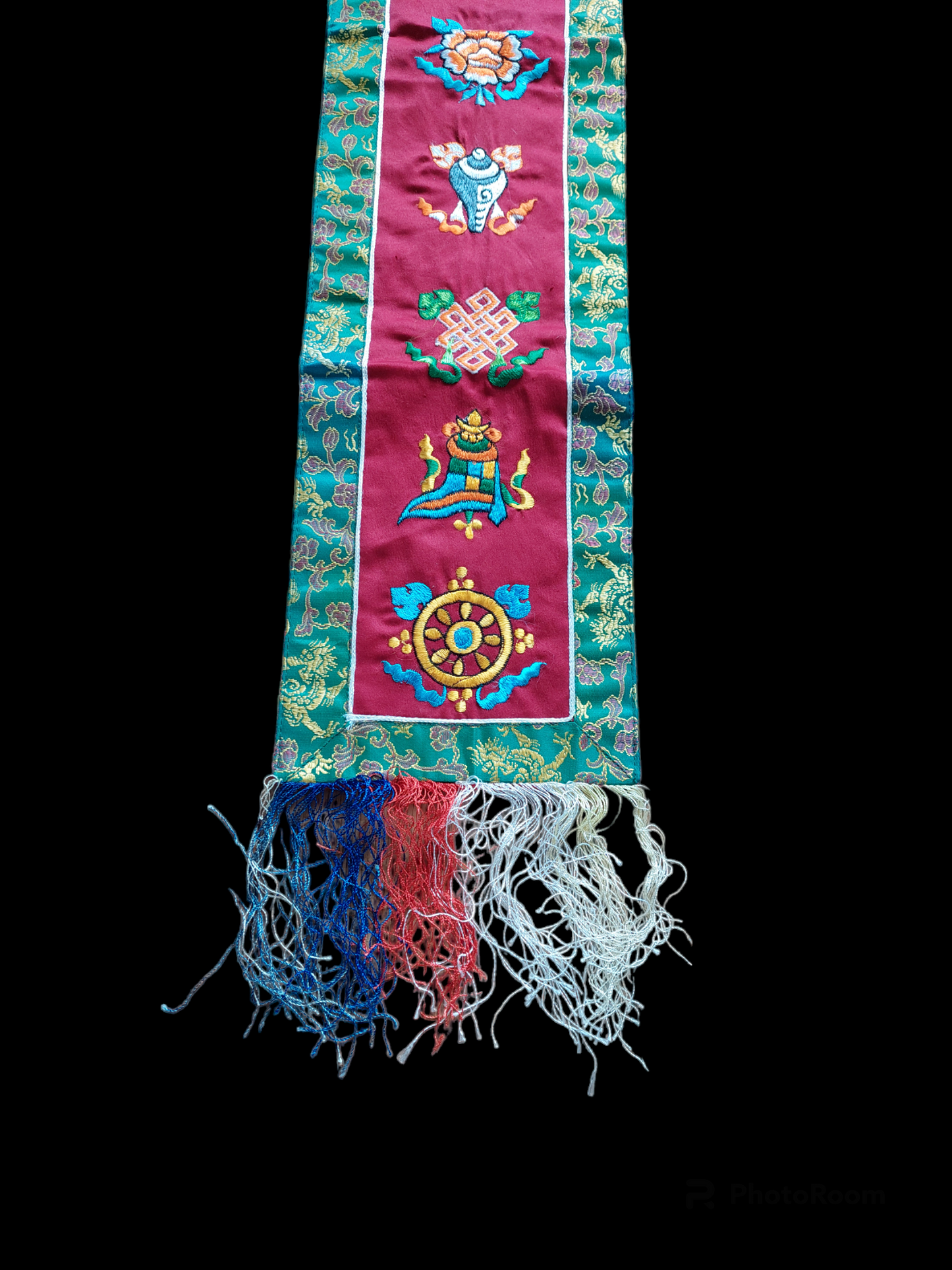 Tibetan wallhanger "Eight Auspicious Symbols"