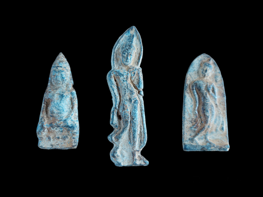 Old bronze Thai buddhist amulet
