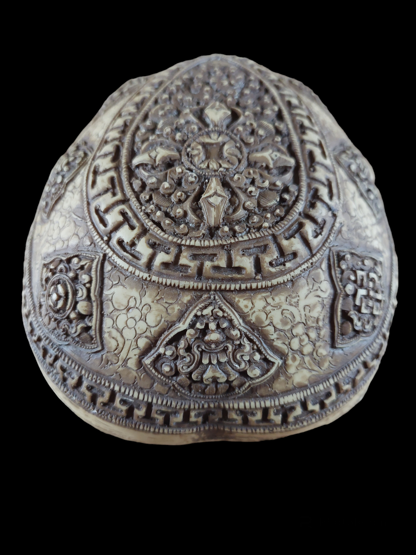 Kapala with auspicious symbols and double dorje depiction