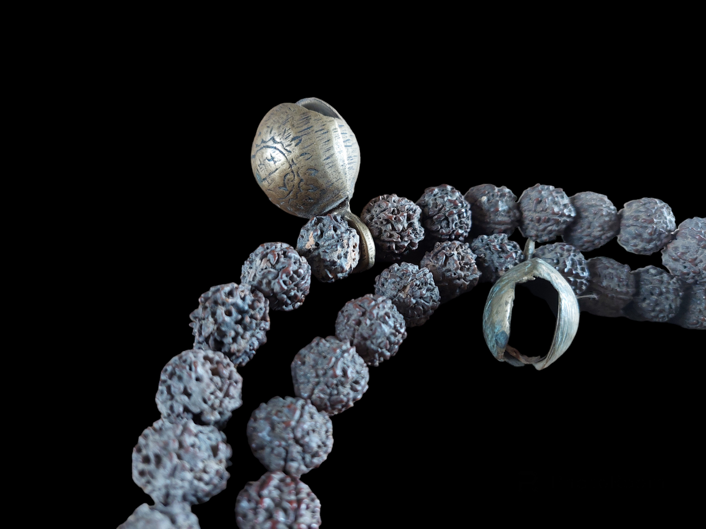Old Nepalese shamanic rudraksha necklace #10
