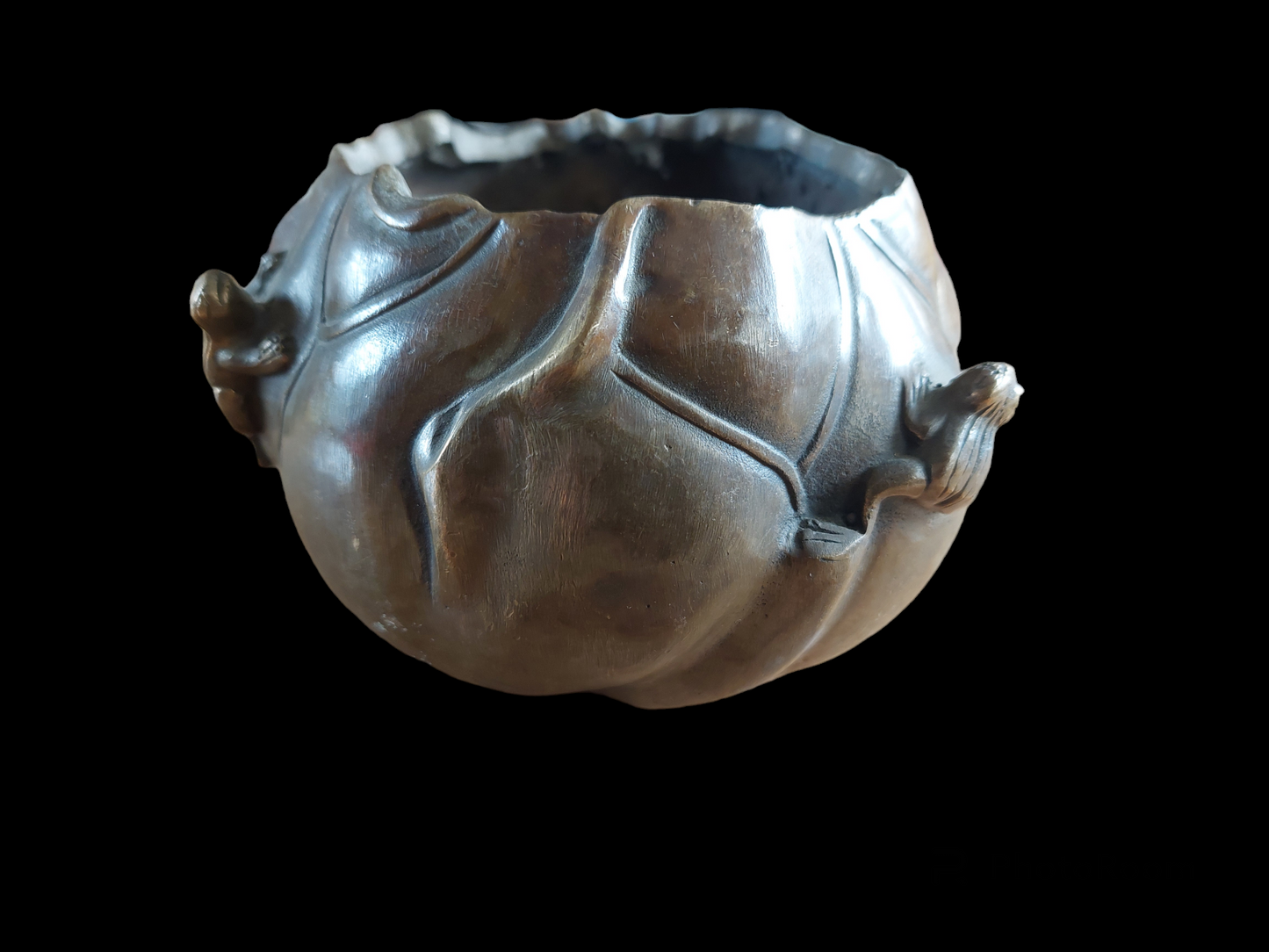 Vintage bronze incense burner Frogs