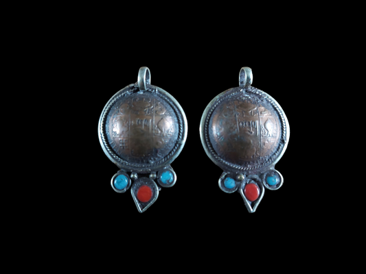 Vintage Tibetan silver and copper pendant Lo Shu