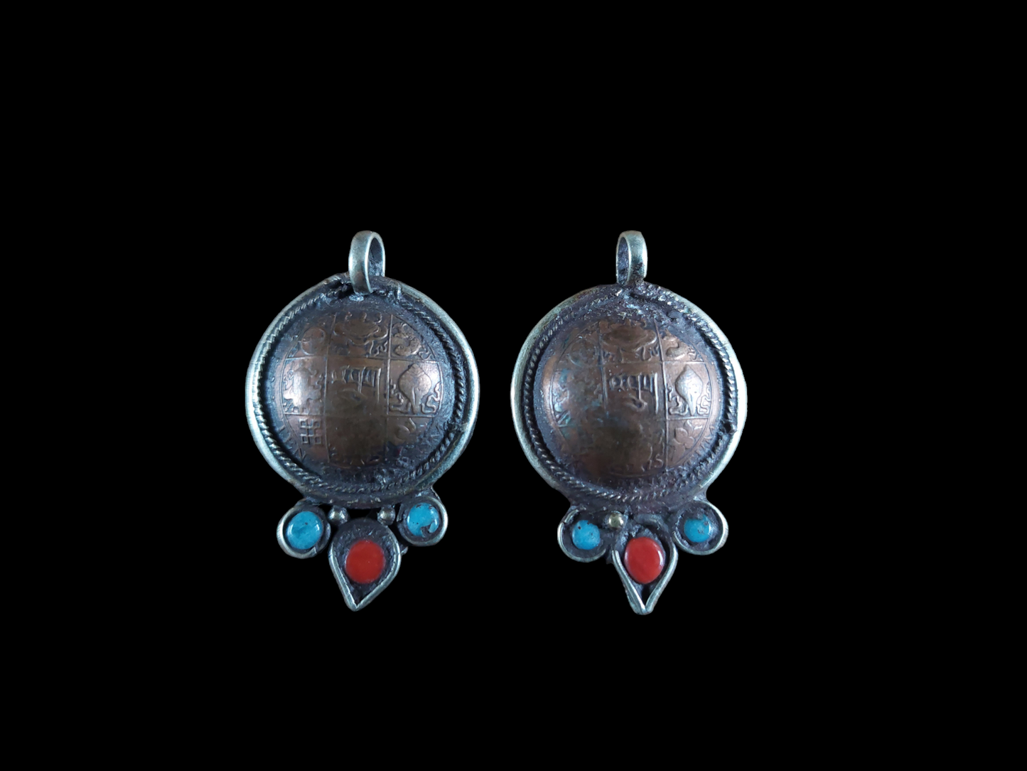 Vintage Tibetan silver and copper Lo Shu pendant
