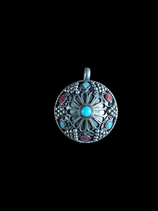 Vintage Tibetan silver pendant #1