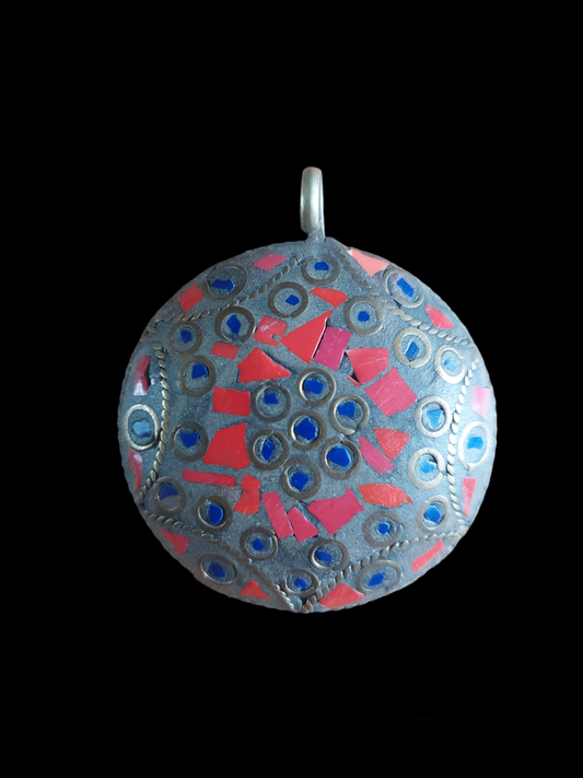 Vintage Tibetan silver pendant with lapis lazuli and coral inlay