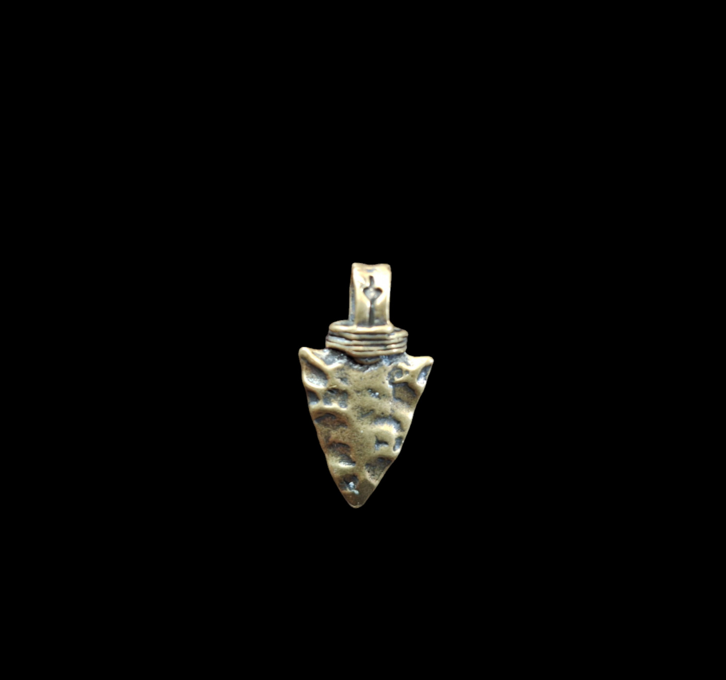 Spearhead pendant