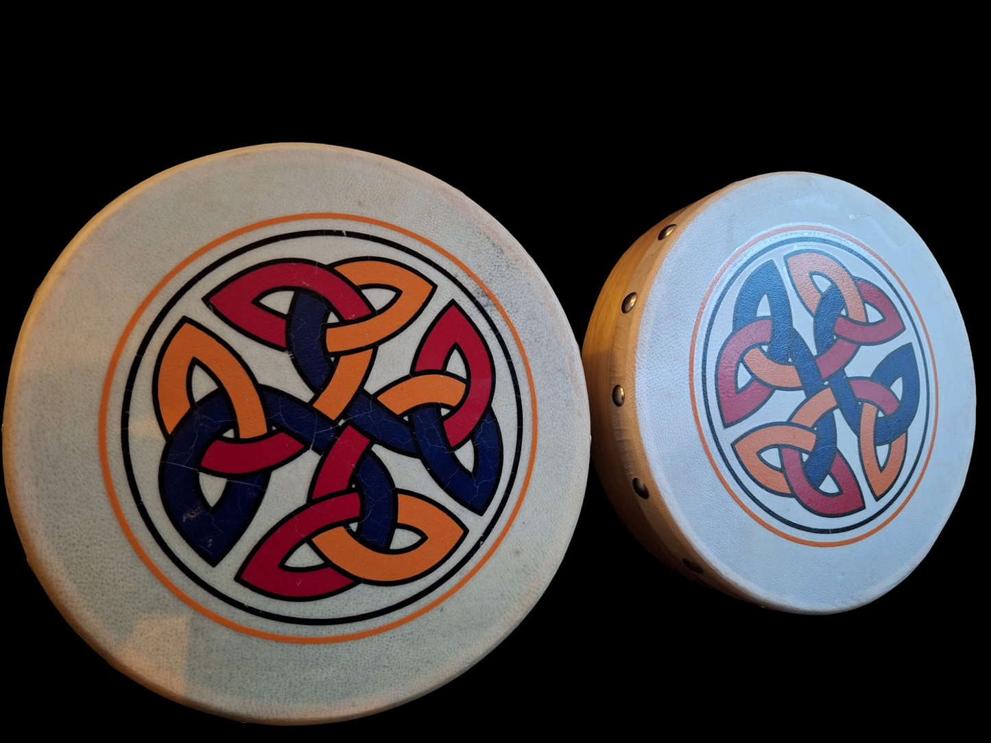 Mini bodhran with Celtic knot