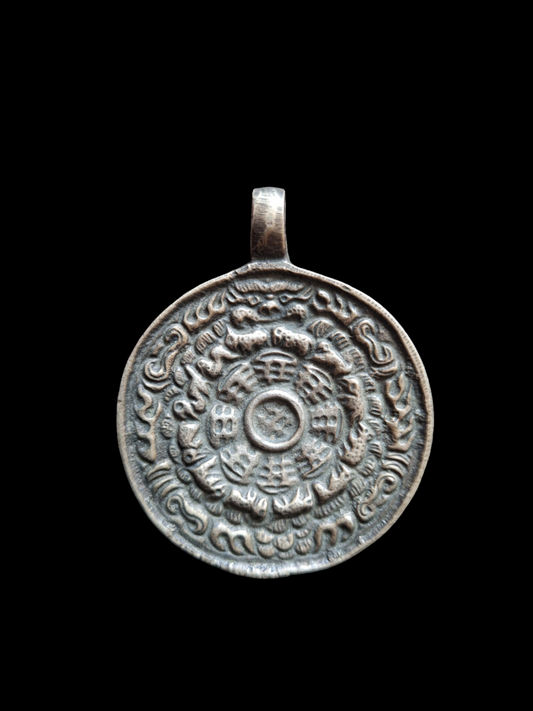 Antique Nepalese melong Si Pa Ho 48 millimeters