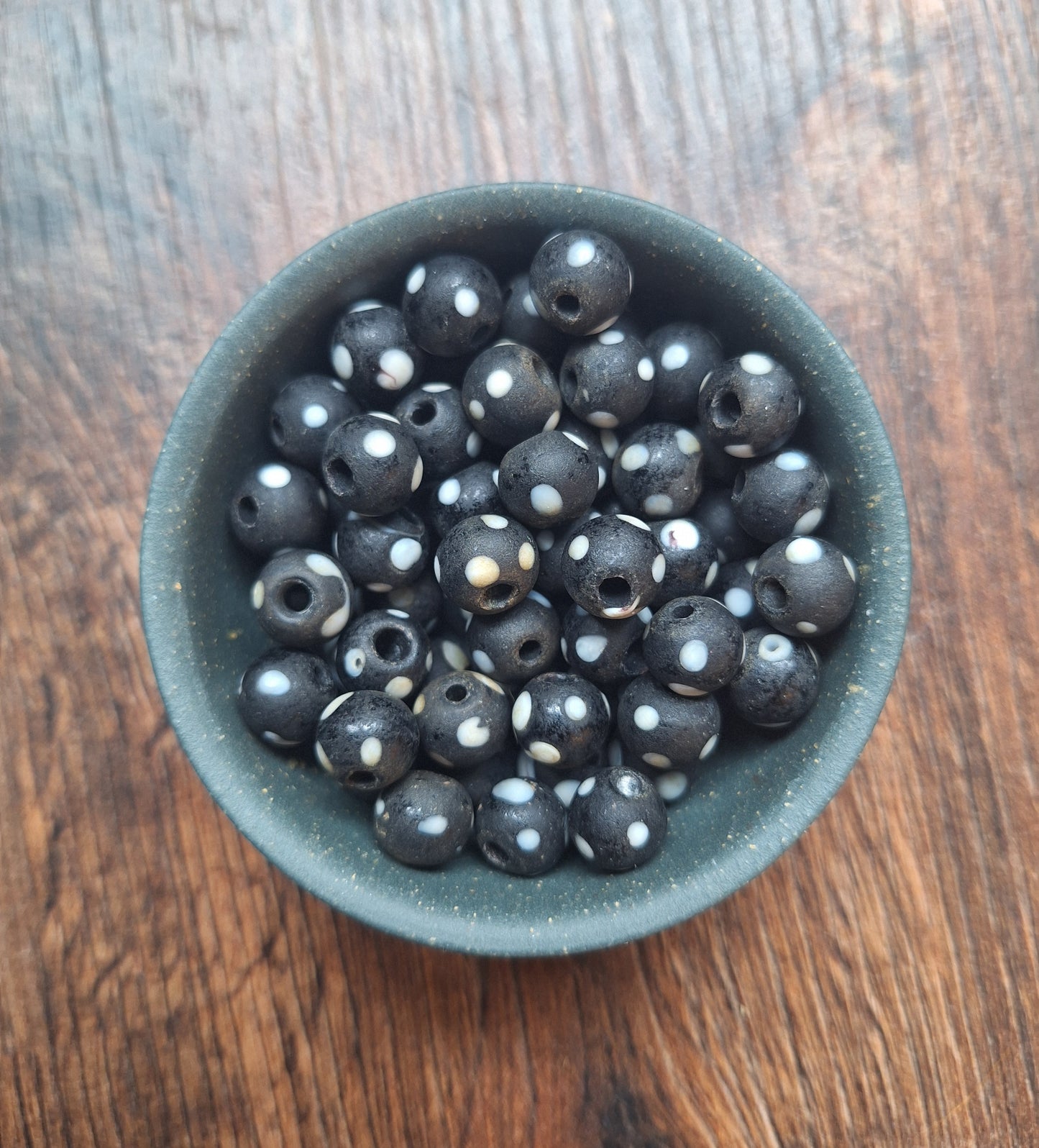 Vintage glass beads Dots, set of 10