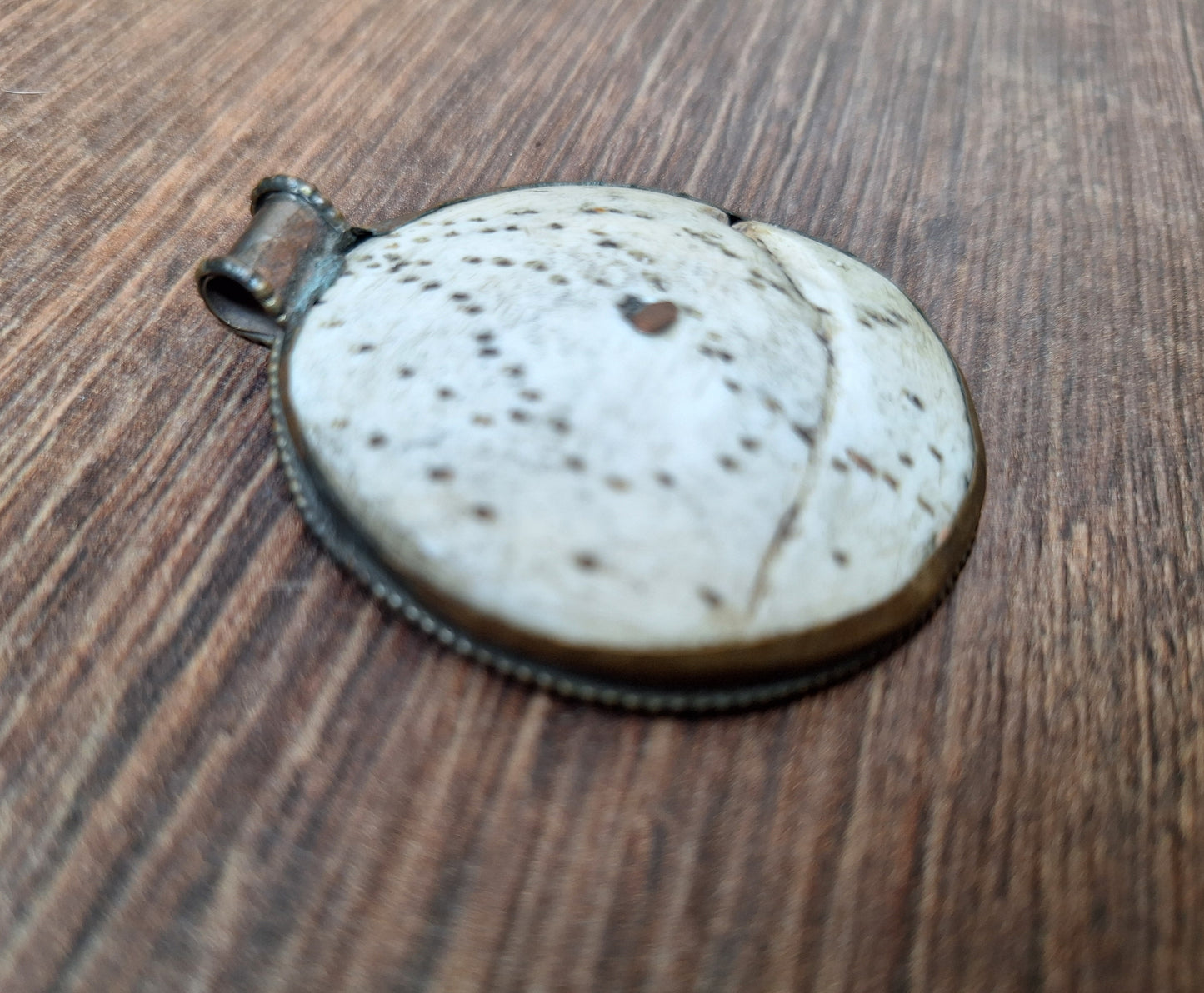 Old Tibetan conch shell pendant