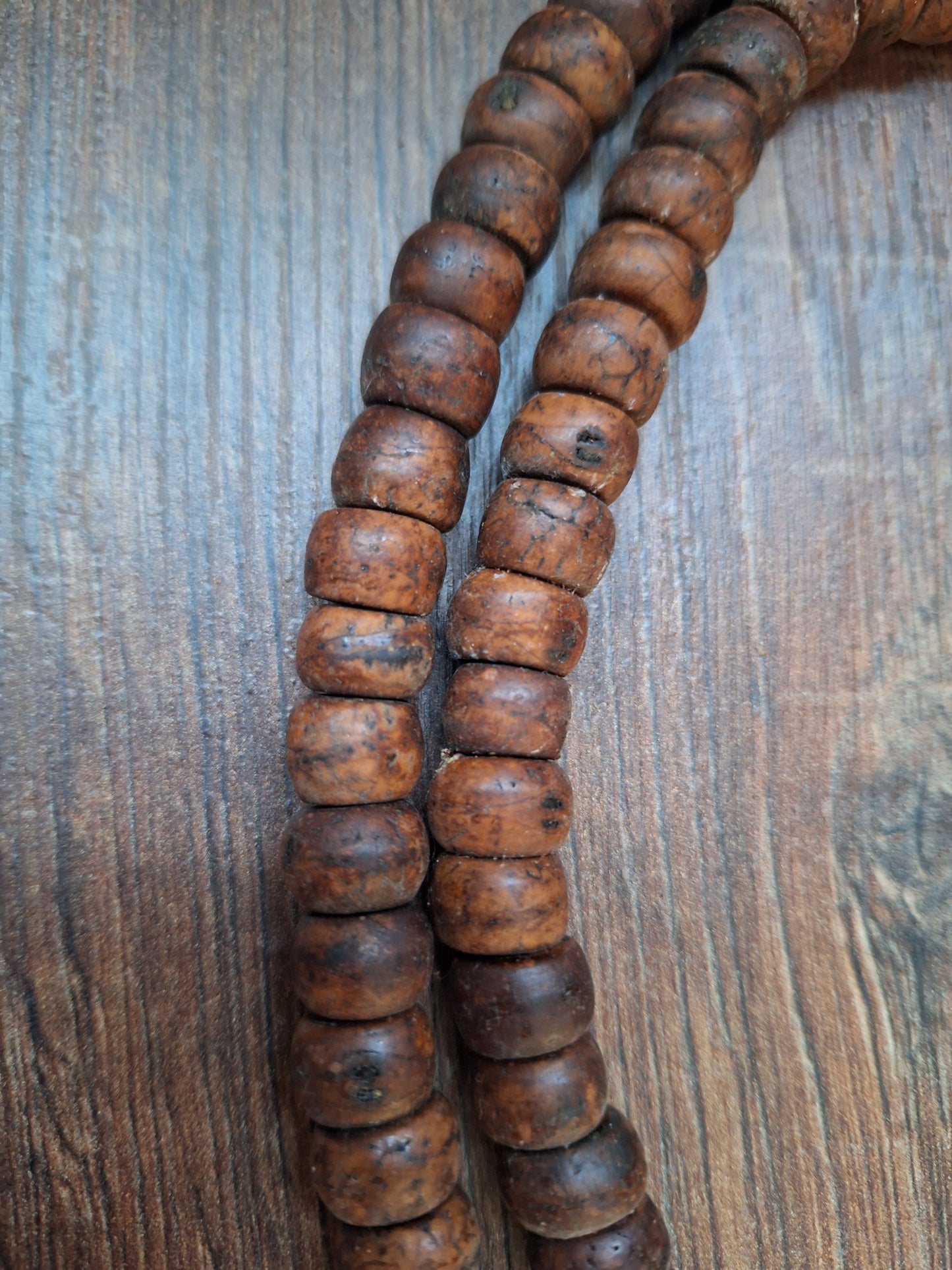 Old bodhi seed mala