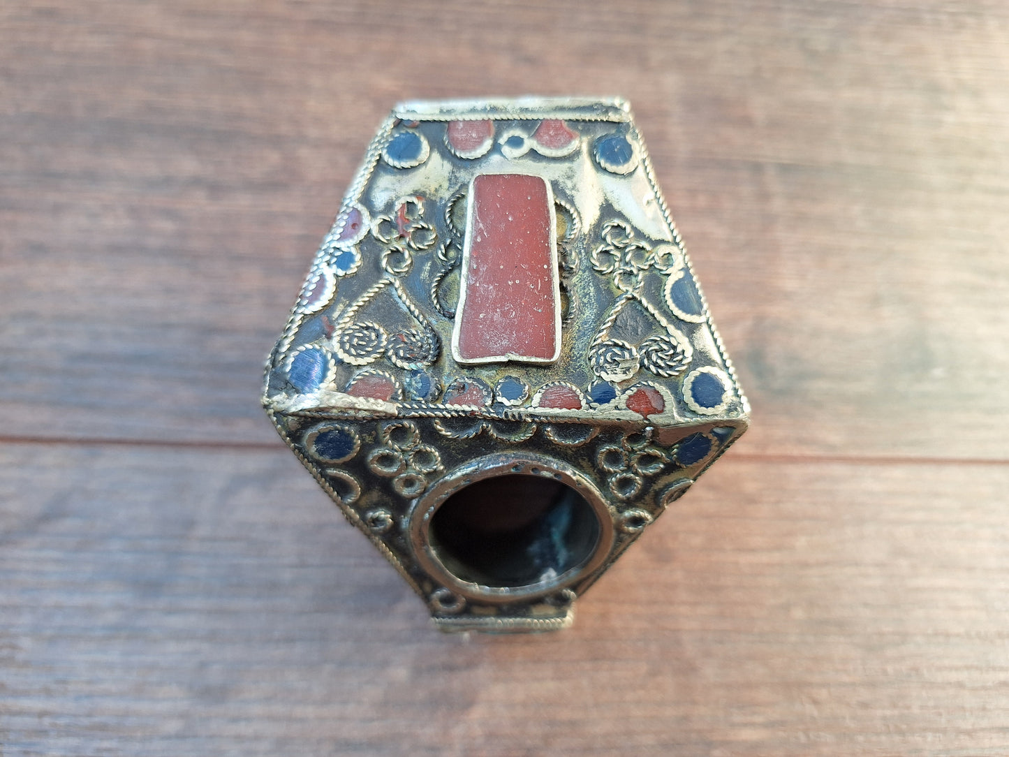 Vintage Kuchi tribal intaglio ring