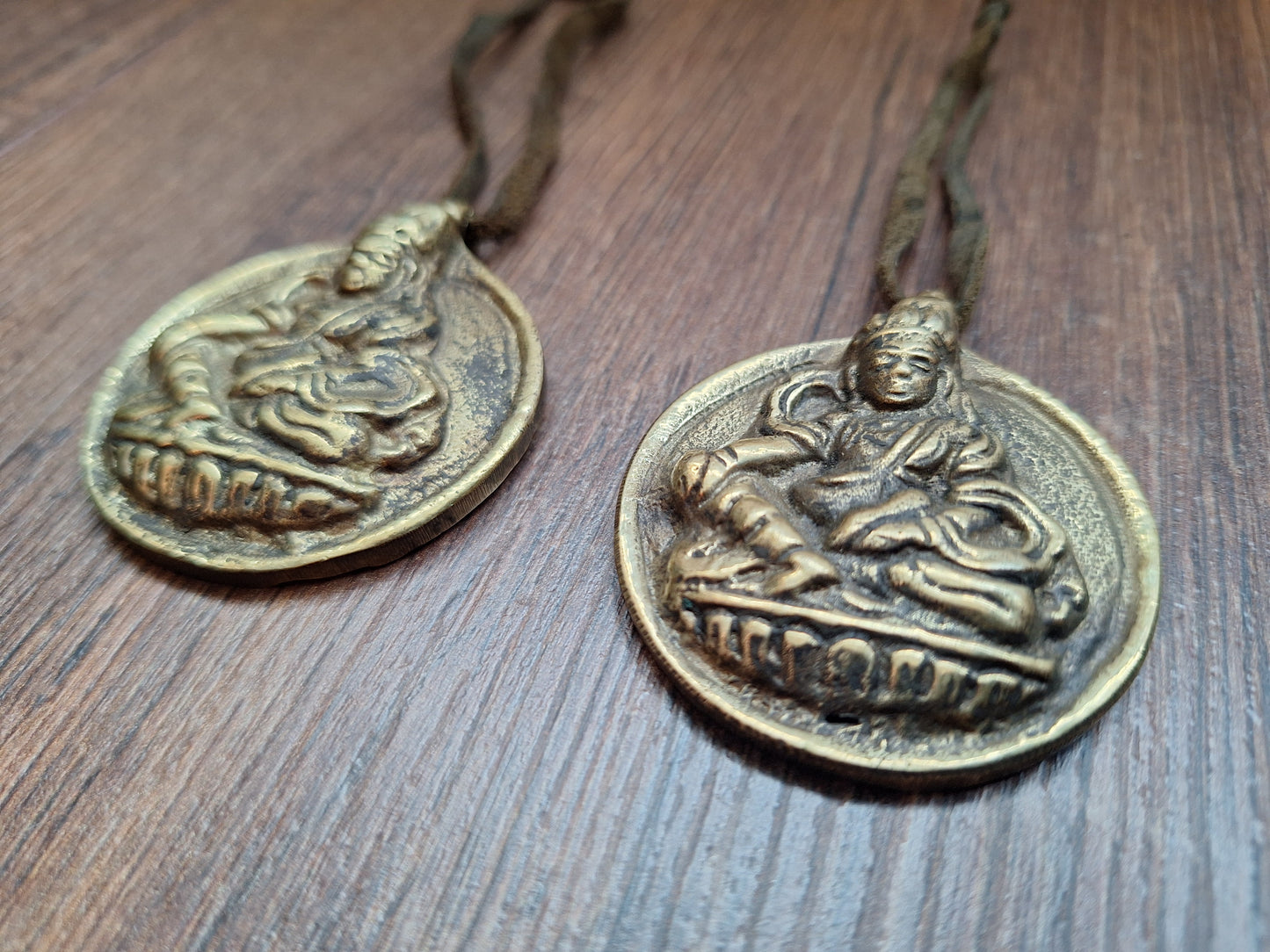 Vintage Nepalese melong Dzambala and Si Pa Ho 46 millimeters