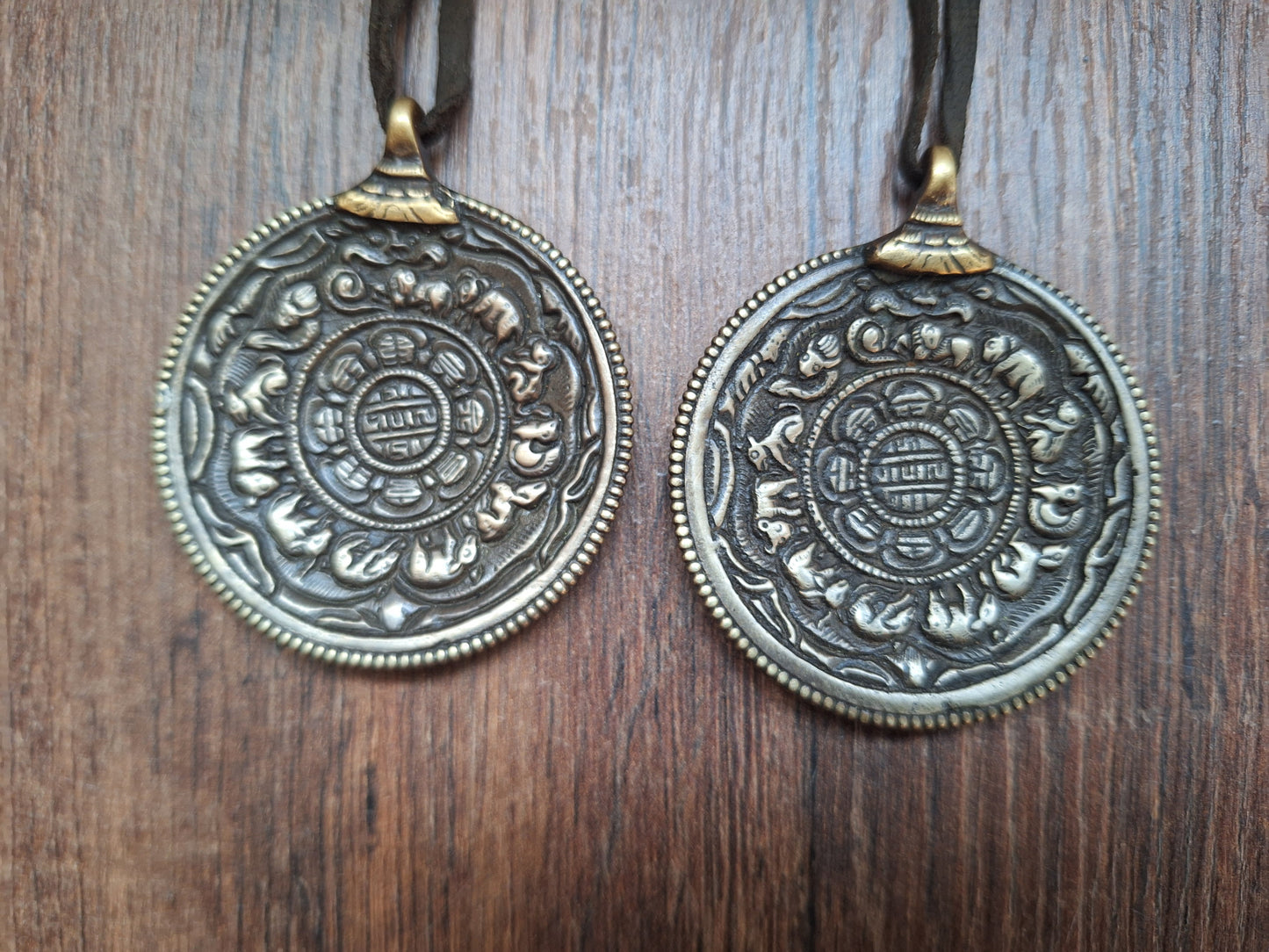 Vintage Nepalese melong Si Pa Ho 55 millimeters
