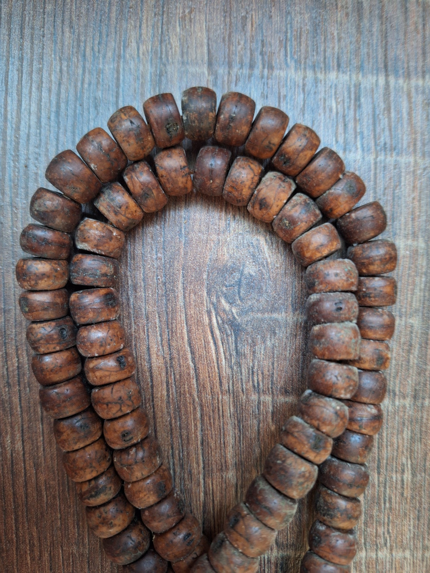 Old bodhi seed mala