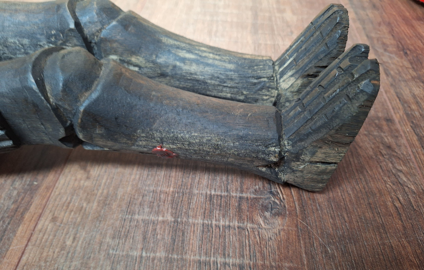 Nepalese wooden skeleton / Citipati figure
