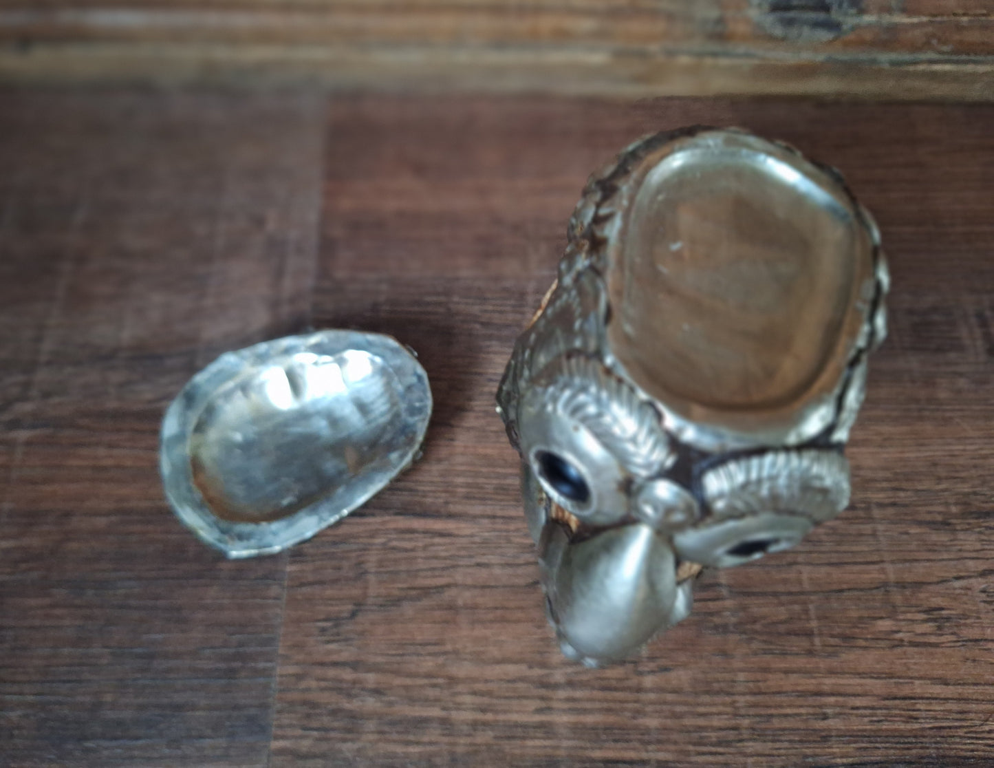 Vintage Tibetan resin monkey skull kapala