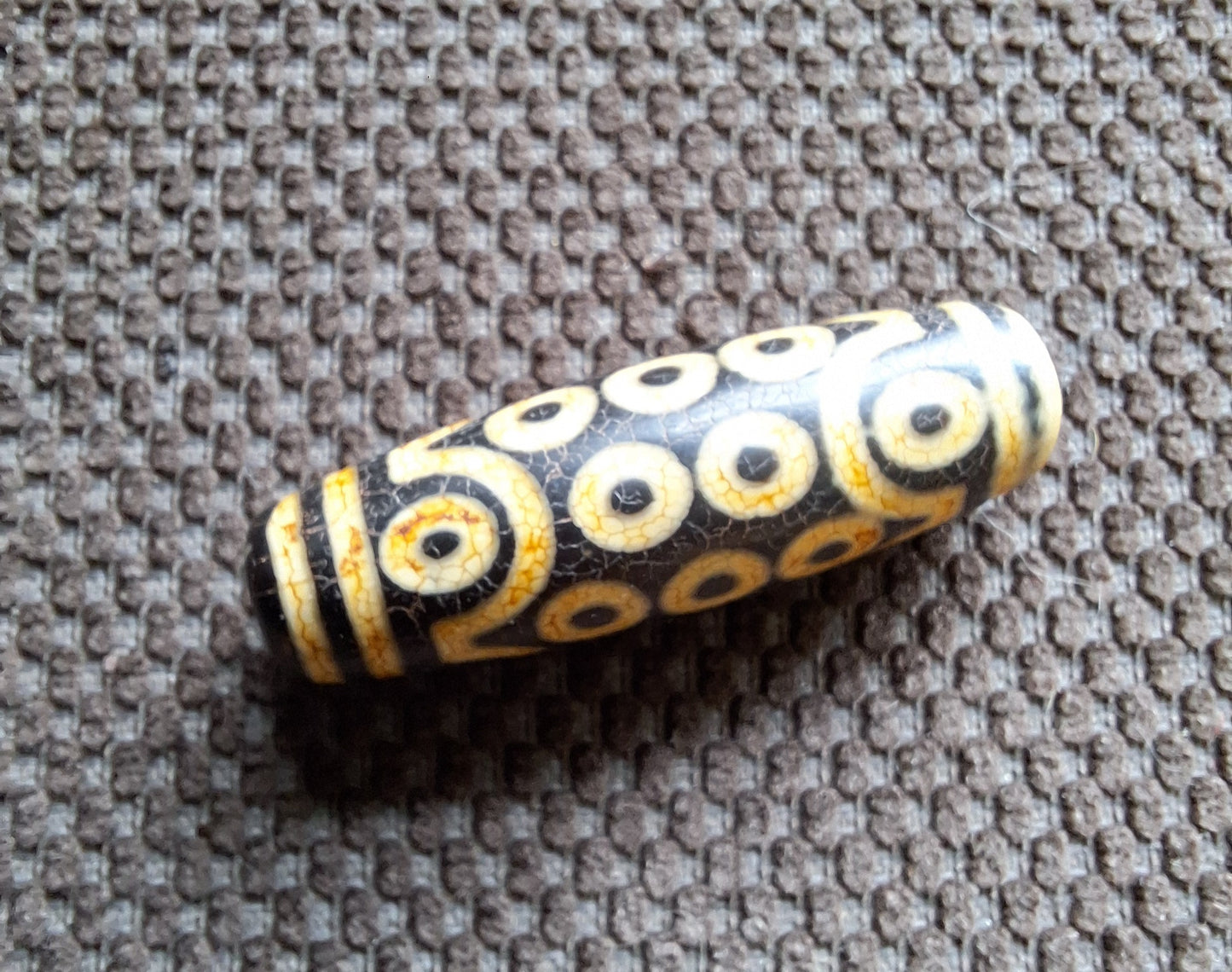 21 eye dzi bead