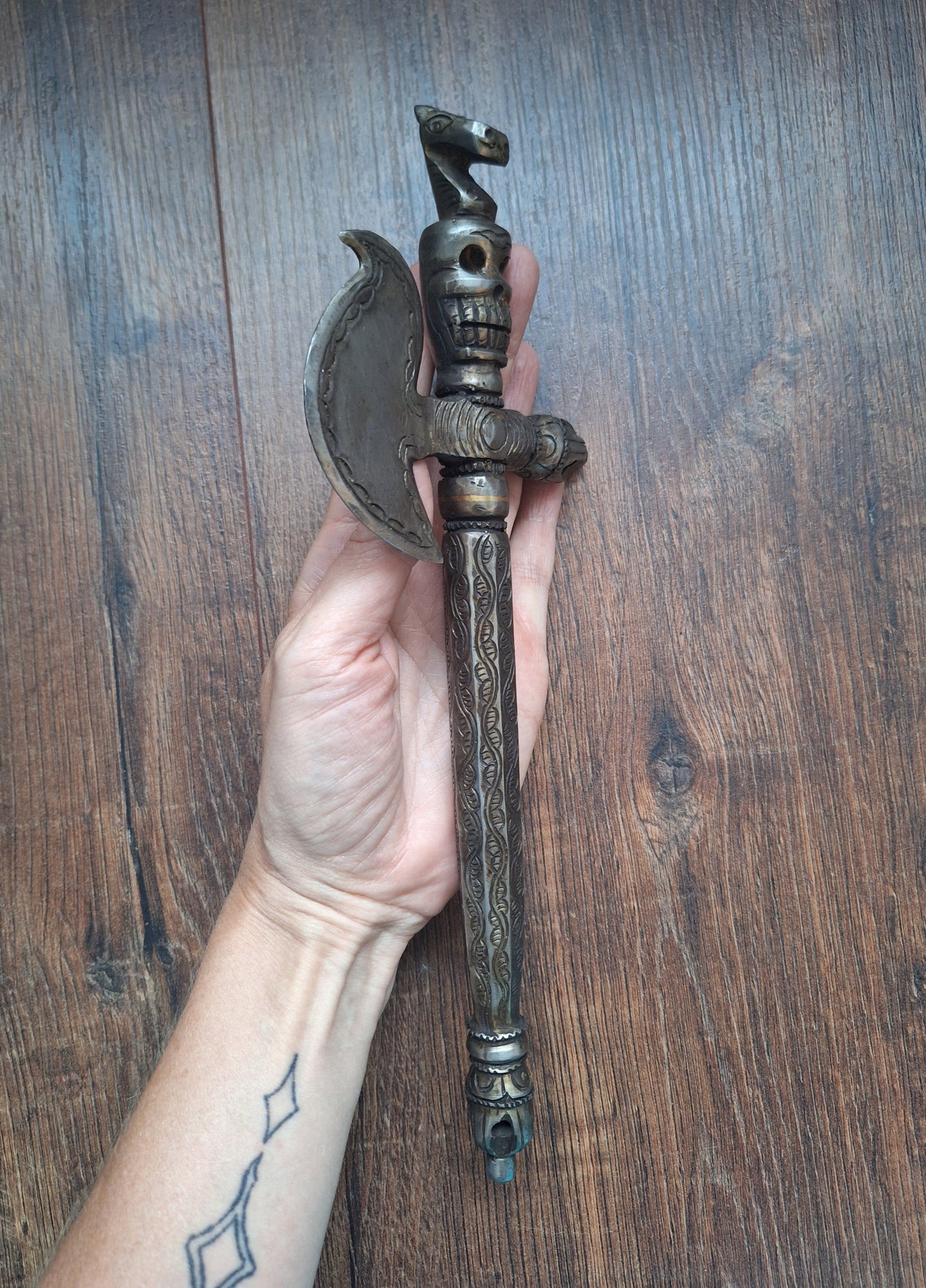 Iron khatvanga
