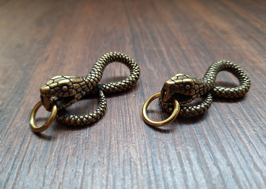 Snake pendant