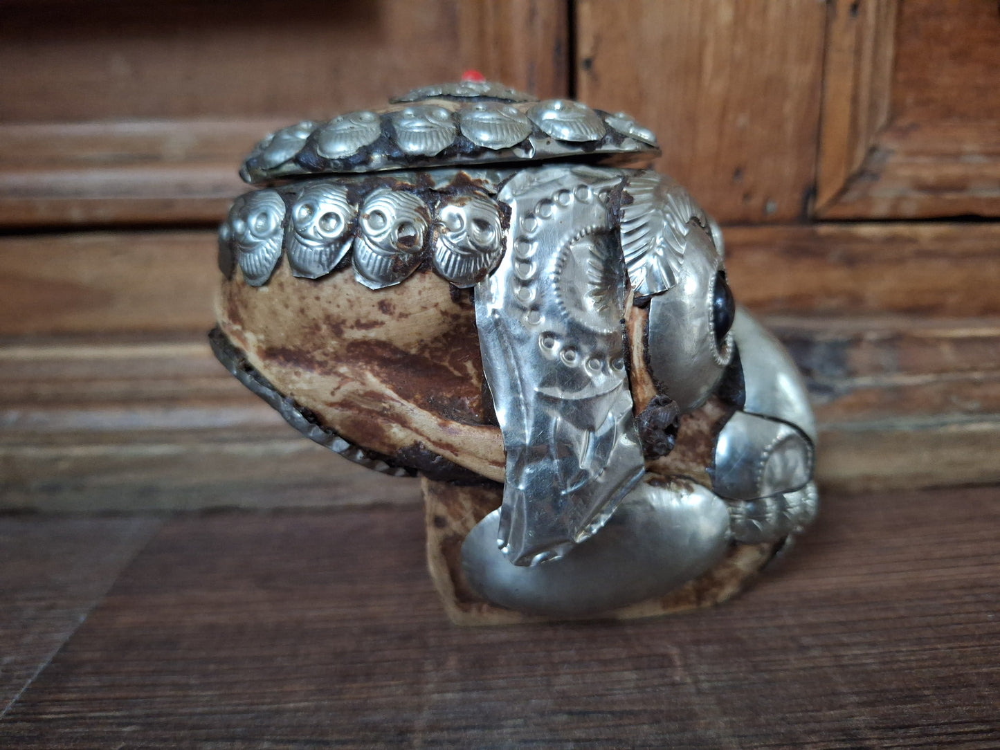 Vintage Tibetan resin monkey skull kapala