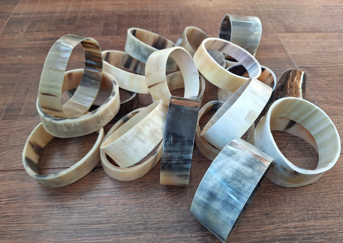 Cow horn pieces, crafting set