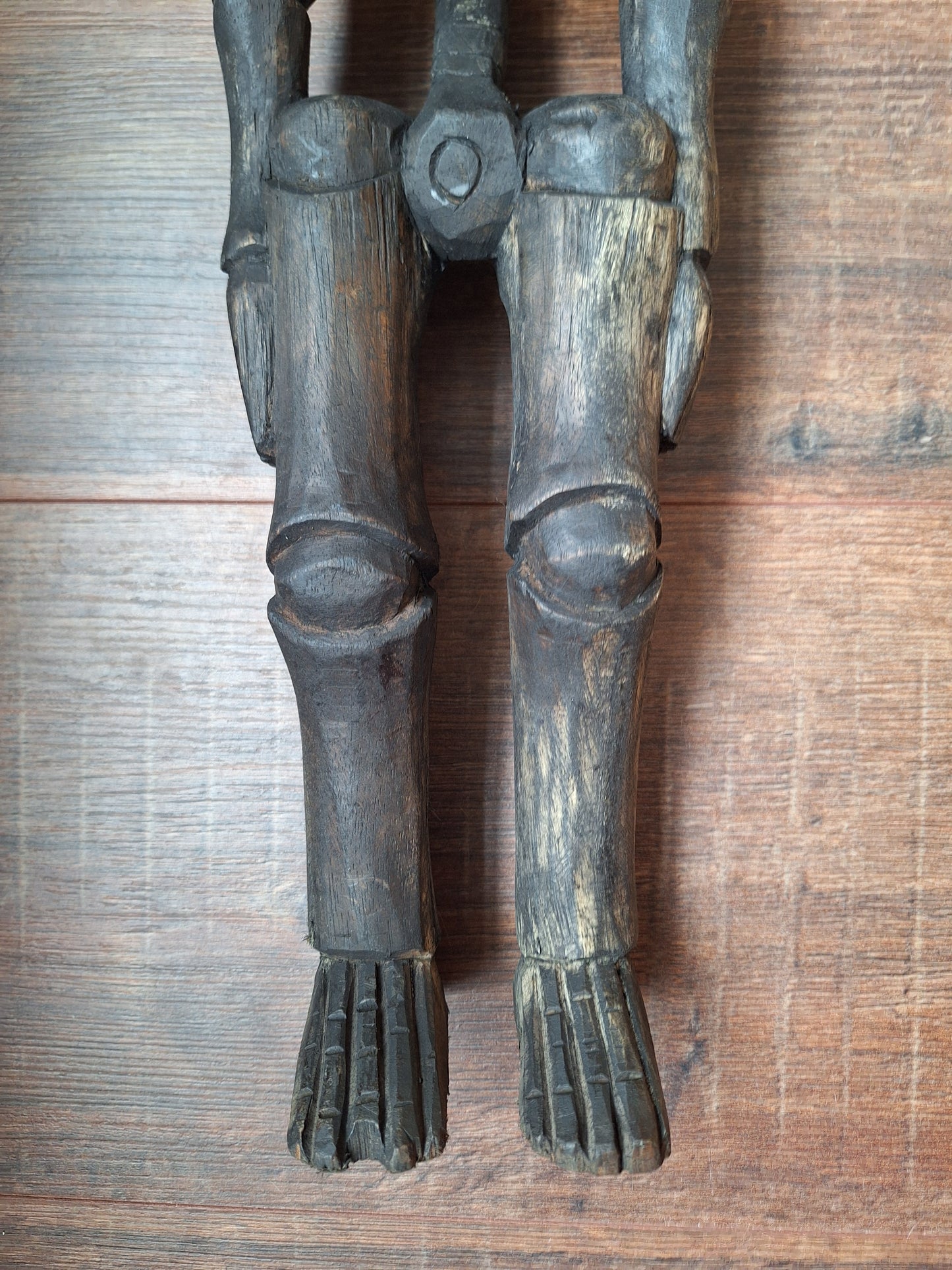 Nepalese wooden skeleton / Citipati figure