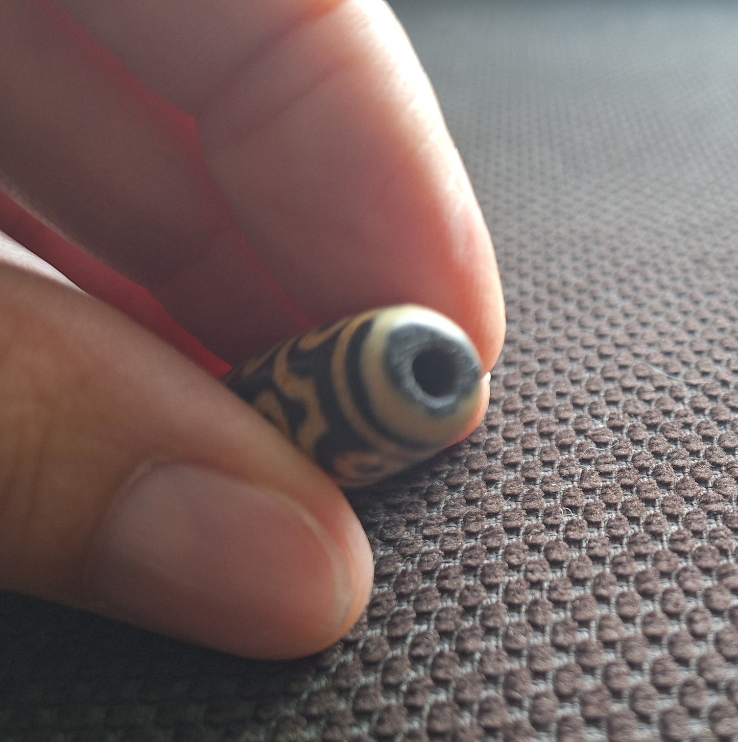 21 eye dzi bead