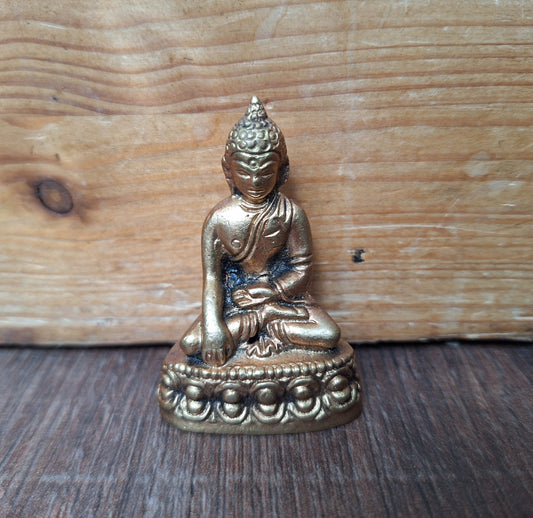 Vintage small Shakyamuni Buddha figurine