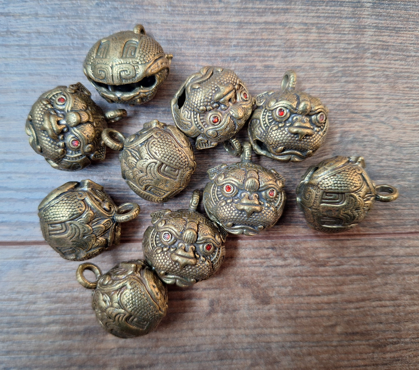 Bell with bulldog 24 millimeter