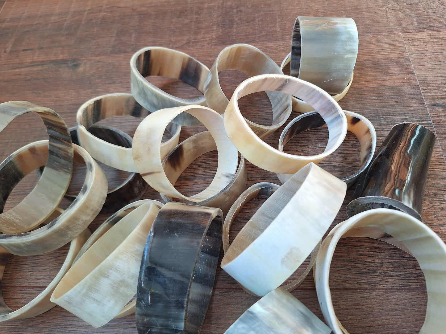 Cow horn pieces, crafting set